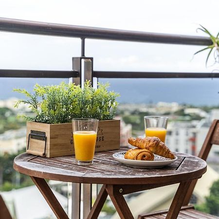 T1 - Panorama Dionysien - Proche Mercure Creolia Сен-Дени Экстерьер фото